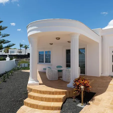 Villa Vista Calero By Buenavilla Puerto Calero